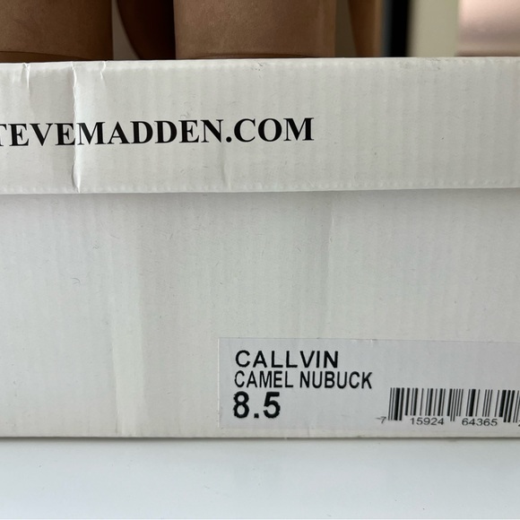 Steve Madden Callvin Peep Toe Sandal - Picture 9 of 10